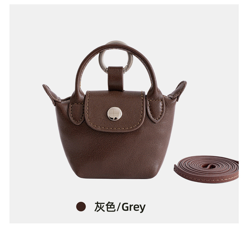 c042b587-16dd-4acb-9a67-b27bf6dbb266