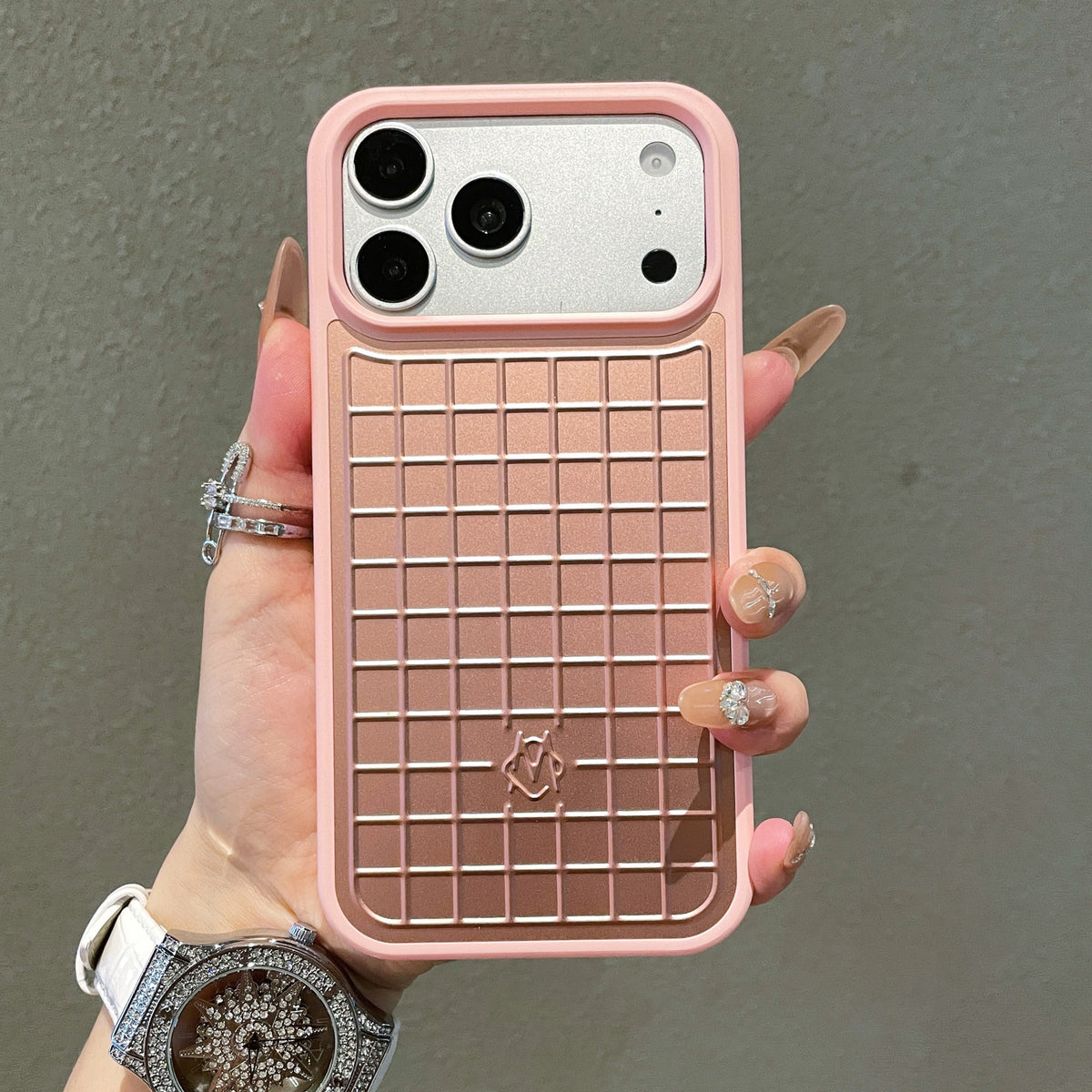 Magnetic Woven Texture Phone Case for iPhone 17 Pro 17 Pro Max Magnesium‑Aluminum Alloy Protective Back Cover