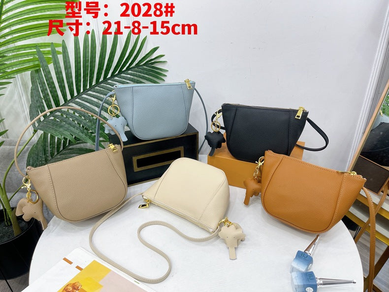 c4e9bf04-30e8-4aee-b3f4-2a0cad4d4a87